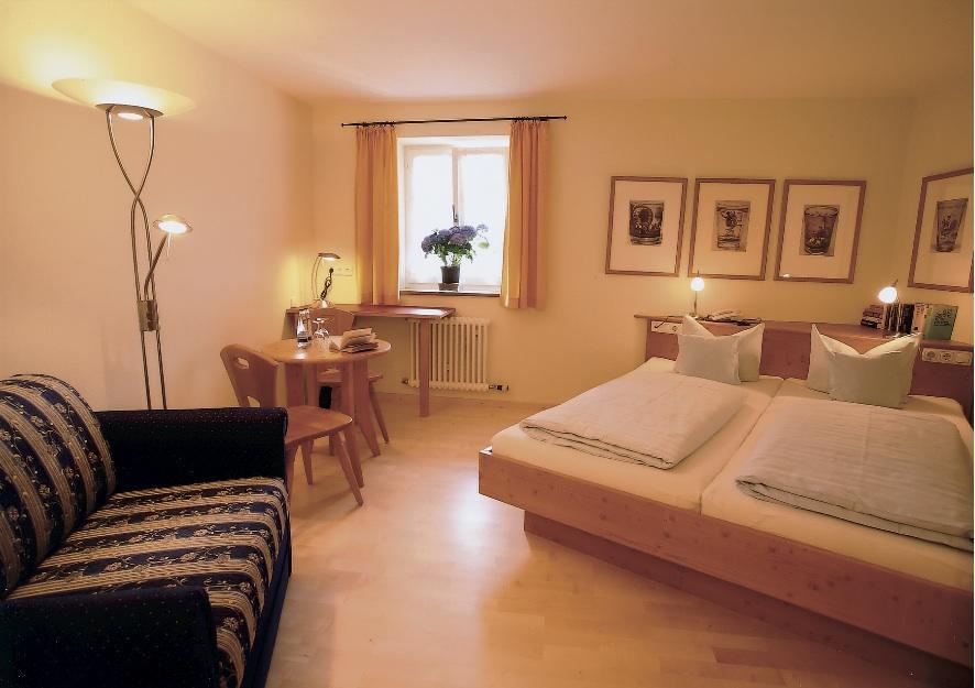 Gasthof zum Stern Seehausen am Staffelsee Zimmer foto